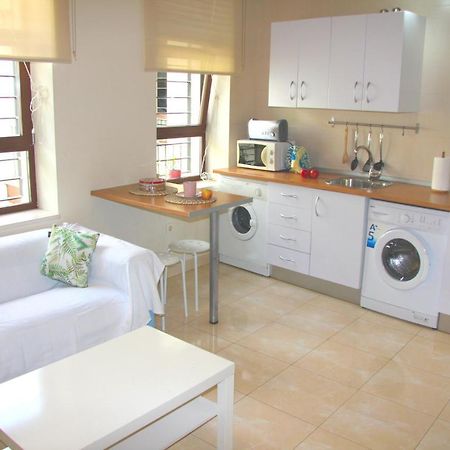 Fantastico Apartamento Muy Luminoso Zona Genial Seville Luaran gambar