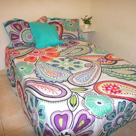 Fantastico Apartamento Muy Luminoso Zona Genial Seville Luaran gambar