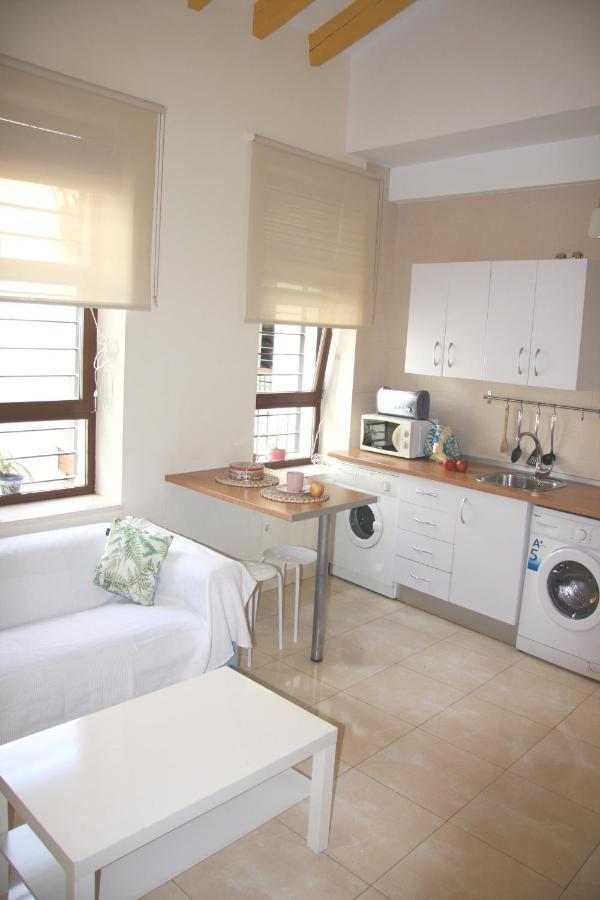 Fantastico Apartamento Muy Luminoso Zona Genial Seville Luaran gambar
