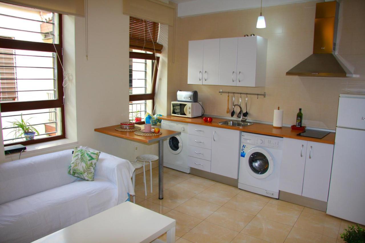 Fantastico Apartamento Muy Luminoso Zona Genial Seville Luaran gambar