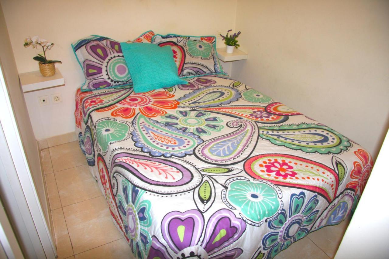 Fantastico Apartamento Muy Luminoso Zona Genial Seville Luaran gambar